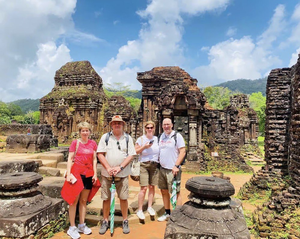 My Son Morning or Afternoon Tour from Hoi An and Scenic Boat 9