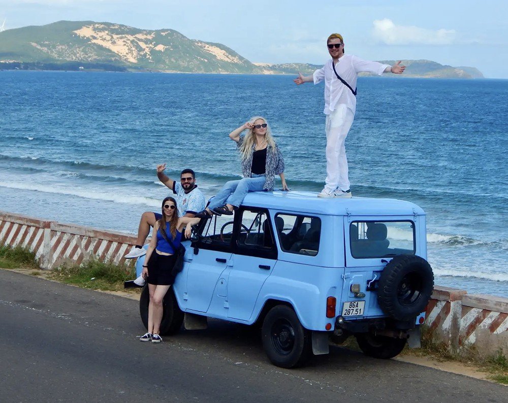 Mui Ne: Best Private Sand Dunes Jeep Tour at Sunrise/Sunset 1