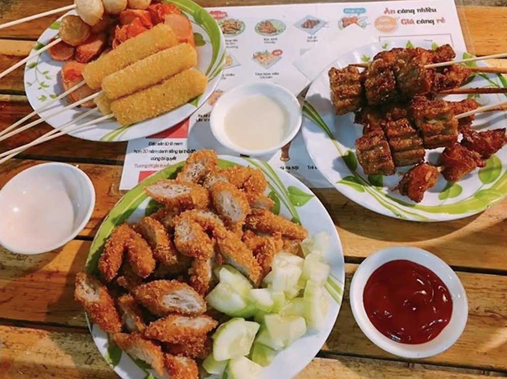 Hanoi: Eat Like a Local Small Group Street Food Tour 7