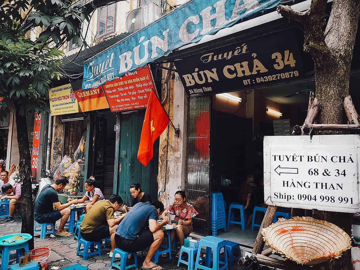 Hanoi Local Food Tour with Train Street and Old Quarter Highlights 4