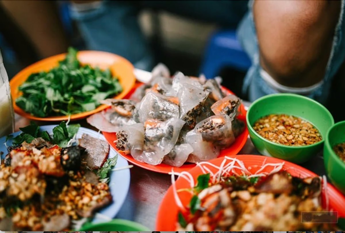 Hanoi Local Food Tour with Train Street and Old Quarter Highlights 7