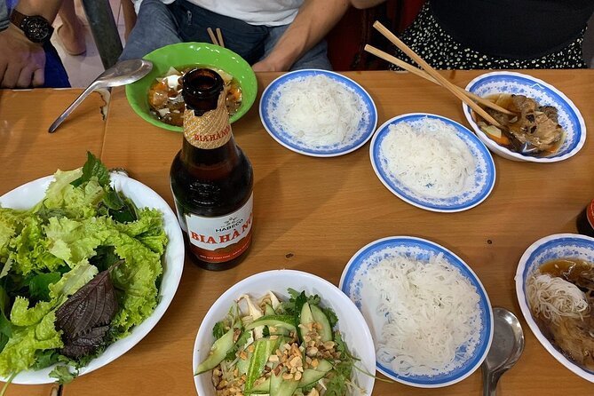 Hanoi Local Food Tour with Train Street and Old Quarter Highlights 9