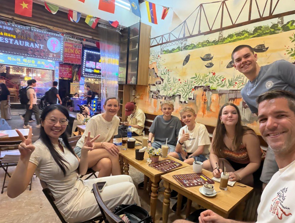 Hanoi: Small-Group Street Food Walking Tour 3