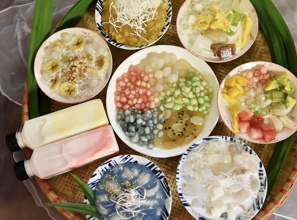 Hanoi: Small-Group Street Food Walking Tour 9