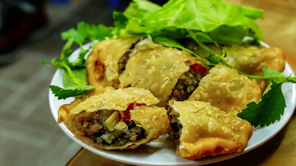 Hanoi: Guided Food Tour with Visit to Train Street 10