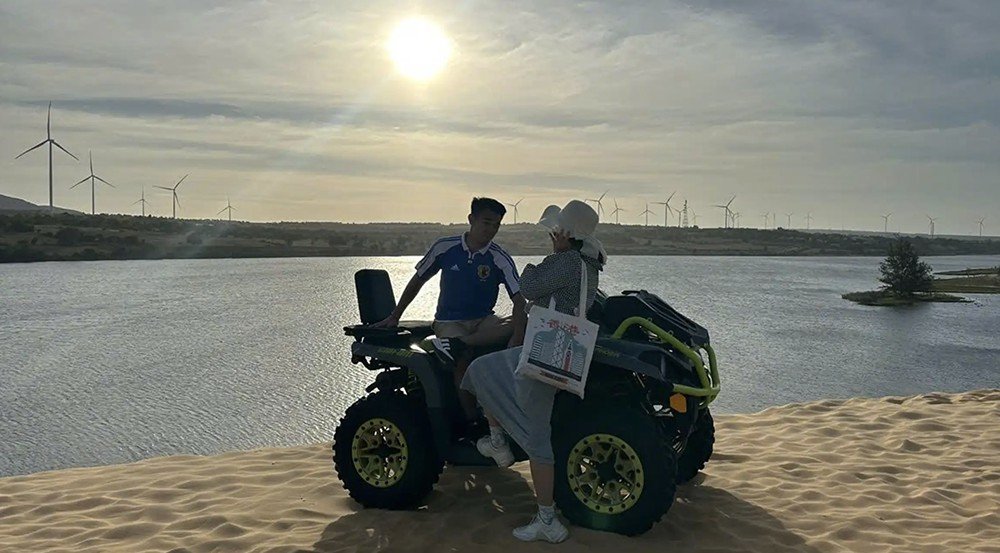 Mui Ne: Group Tour & Sunrise/Sunset Quad Bike Adventure 9