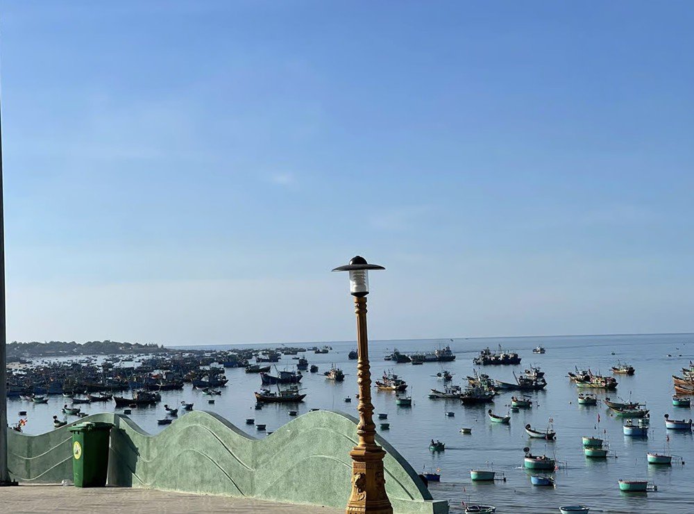 Discover Mui Ne: Budget-Friendly Shared Jeep Tour 7